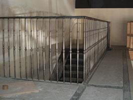 uorails750