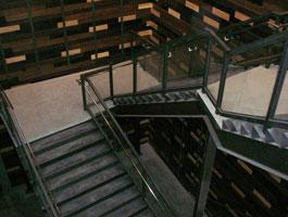 uorstair005